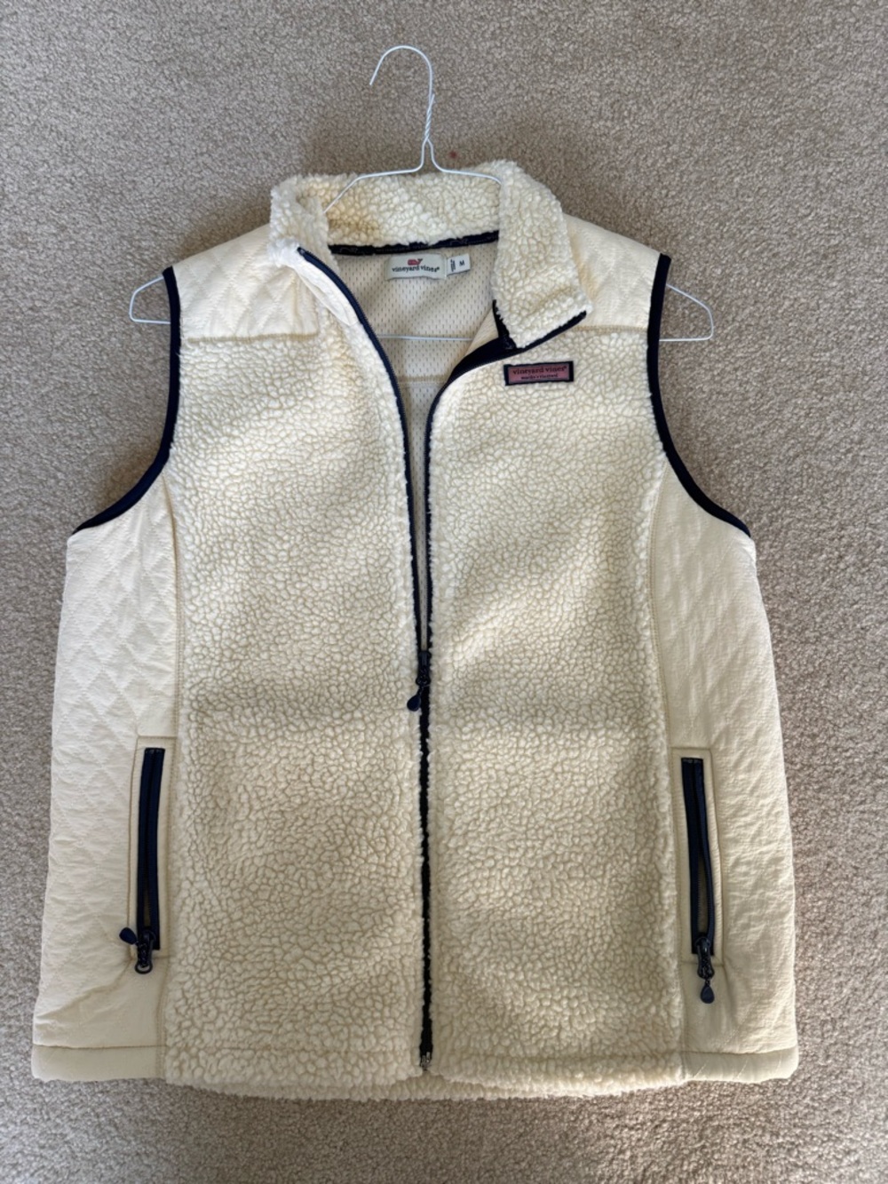 EUC Women’s Vineyard Vines Vest Size M